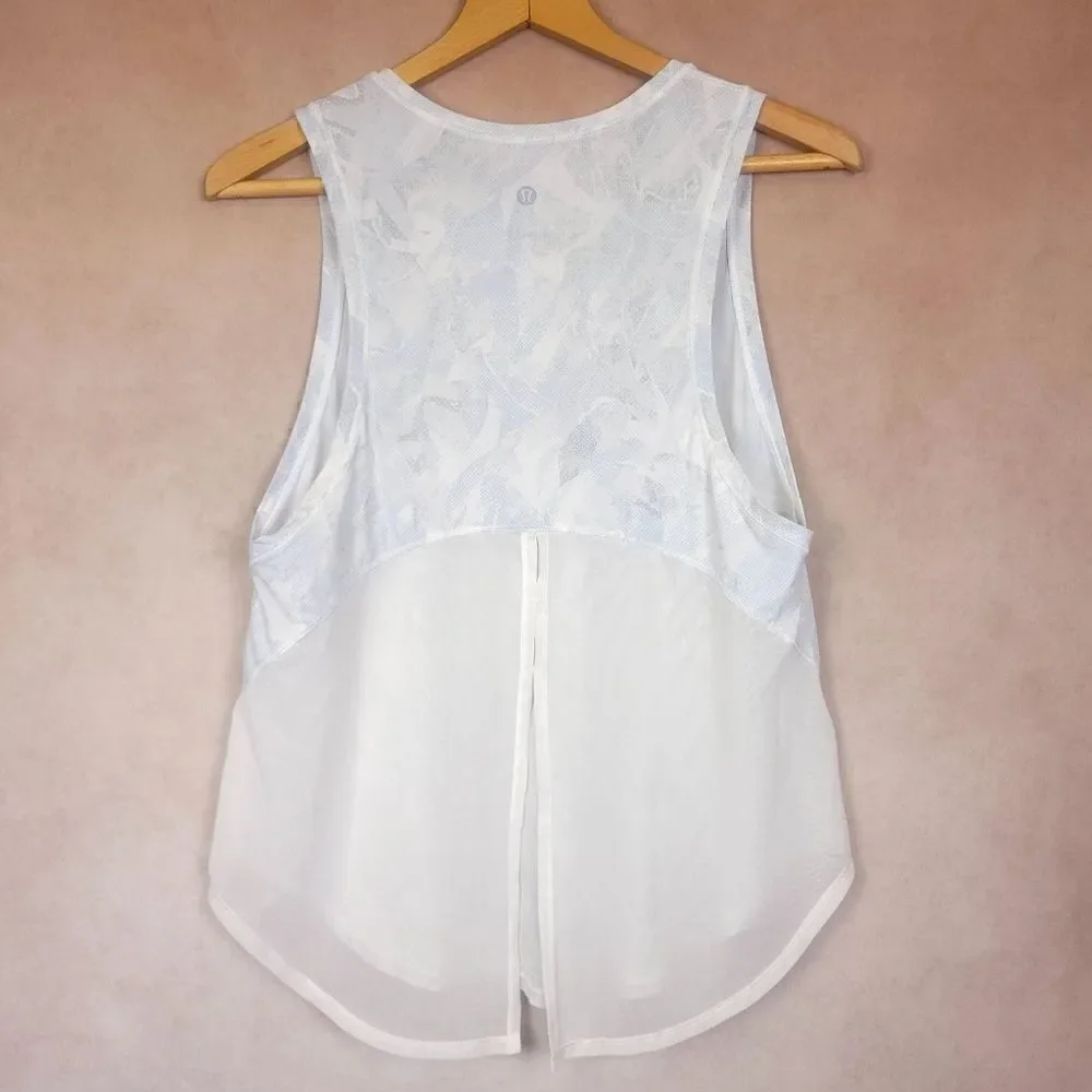 lululemon athletica excellent preowned